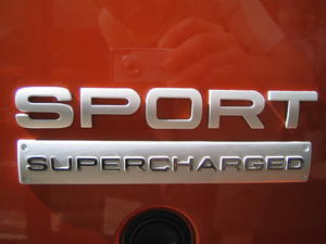 Range Rover SPORT SUPERCHARGED badge - silver Preview